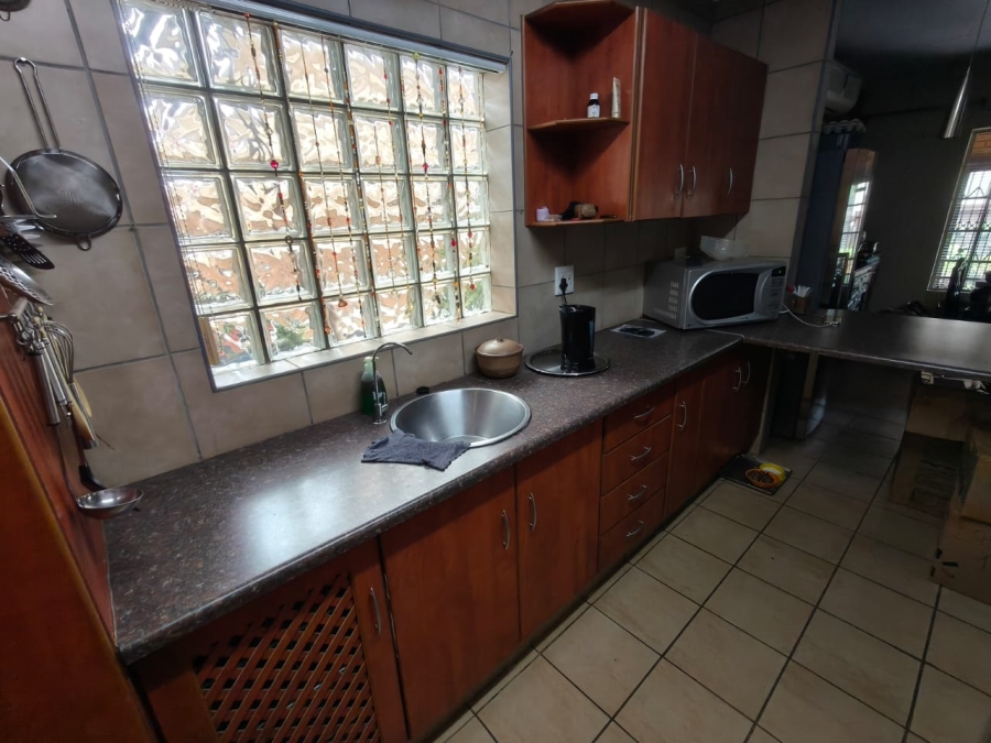 3 Bedroom Property for Sale in Safari Gardens North West